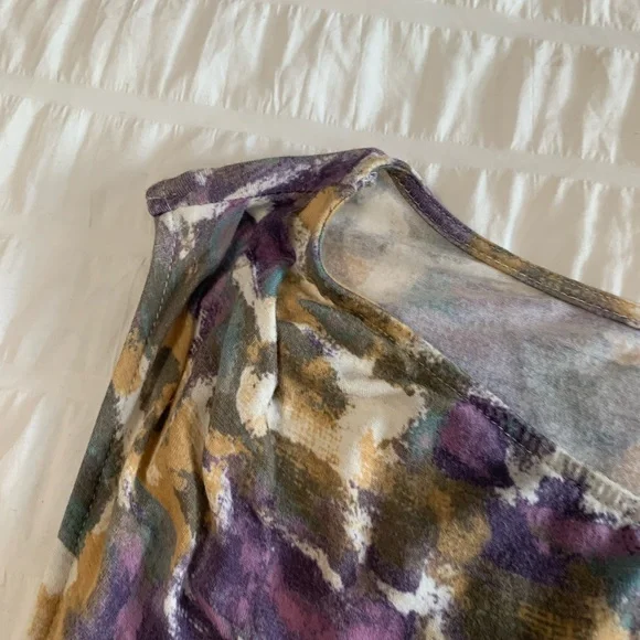 Relativity Abstract Tank - Picture 9 of 16